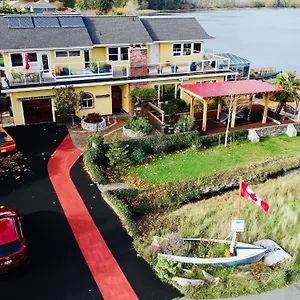 Bed & Breakfast Birds Of A Feather Victoria Oceanfront Studio